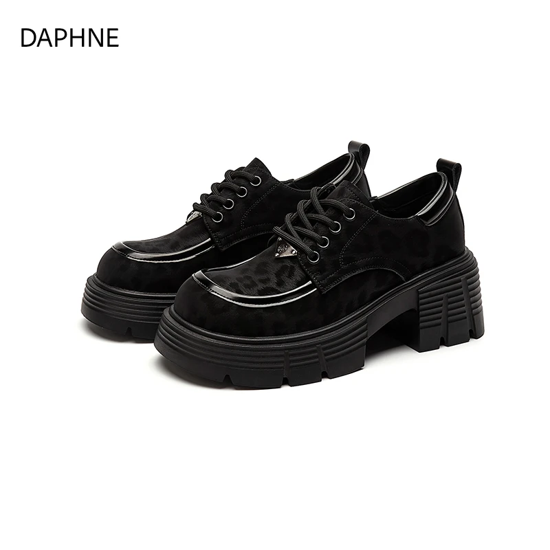 达芙妮豹纹德比鞋2025春季新款黑色时尚休闲鞋百搭轻便简约风女鞋