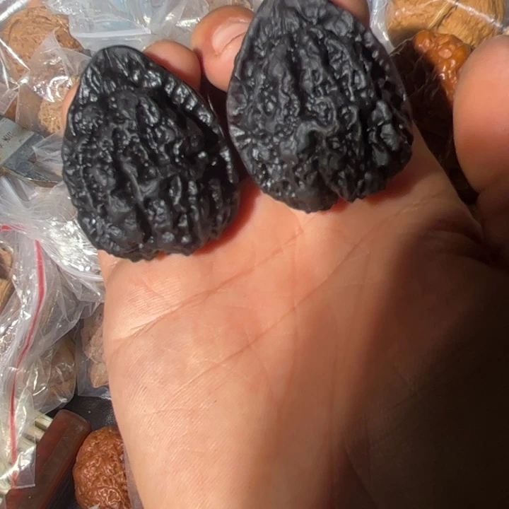 文玩核桃吊坠滇西130