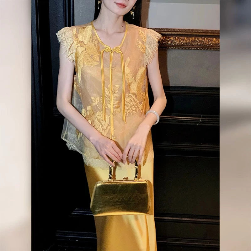 上流社会名媛气质高级感新中式国风减龄显白黄色吊带连衣裙套装夏