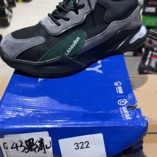 织物43尺码 编号322鞋底脏介意勿拍