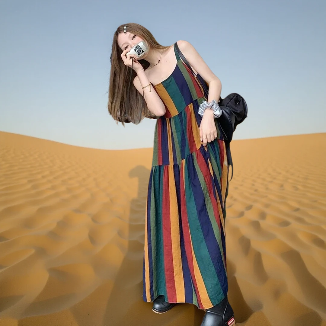 夏天彩色出片复古宽松艺术范彩虹条吊带连衣裙大西北拍照裙女