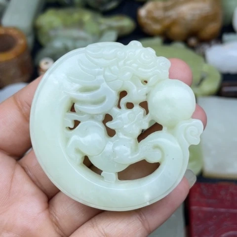 蛇纹石玉未镶嵌颈饰7