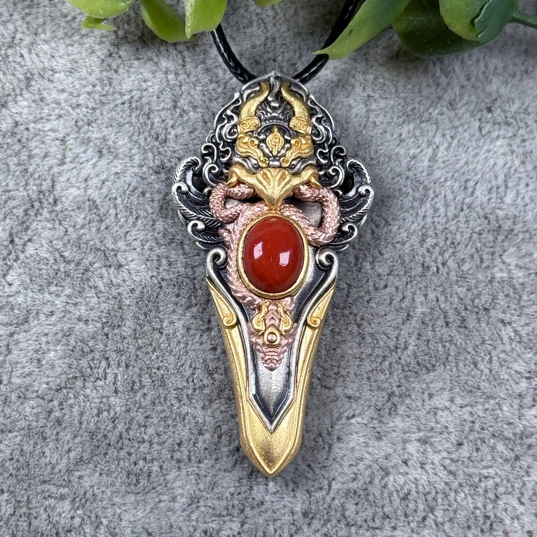 天然沙丁红珊瑚925银设计款吊坠男女同款送皮绳（多样性发其一）