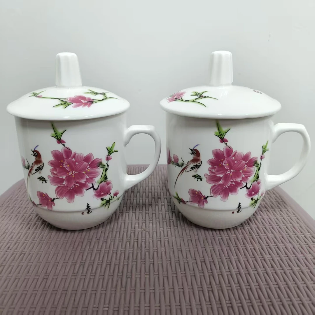景德镇花鸟陶瓷办公杯一对