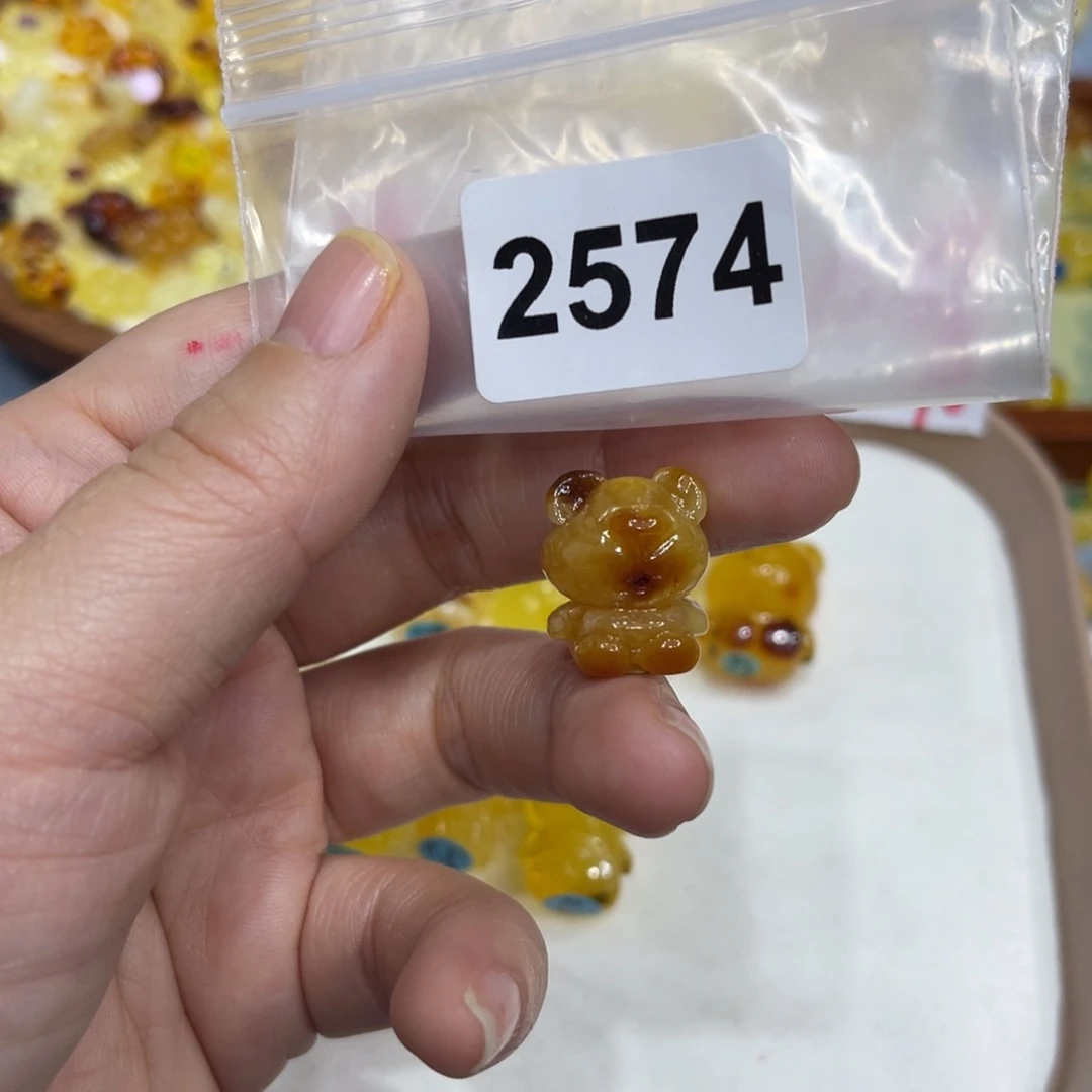 琥珀珠宝奇石未镶嵌