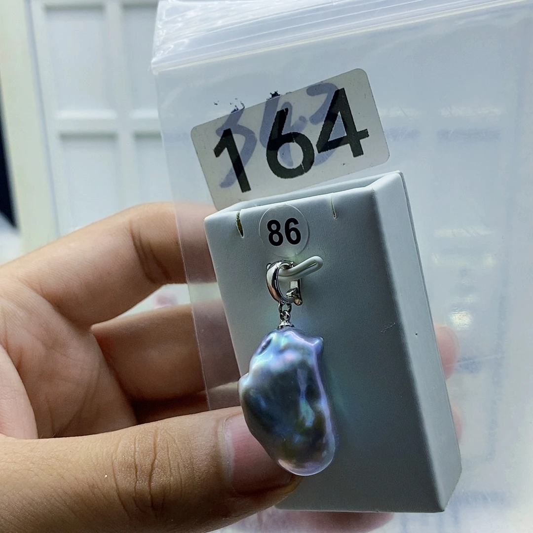 合金淡水珍珠颈饰