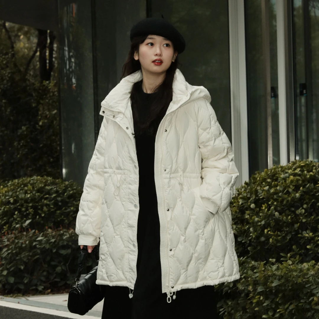 【西町村屋】W2024冬季女式中长款羽绒竖波纹收腰羽绒服HD7205004