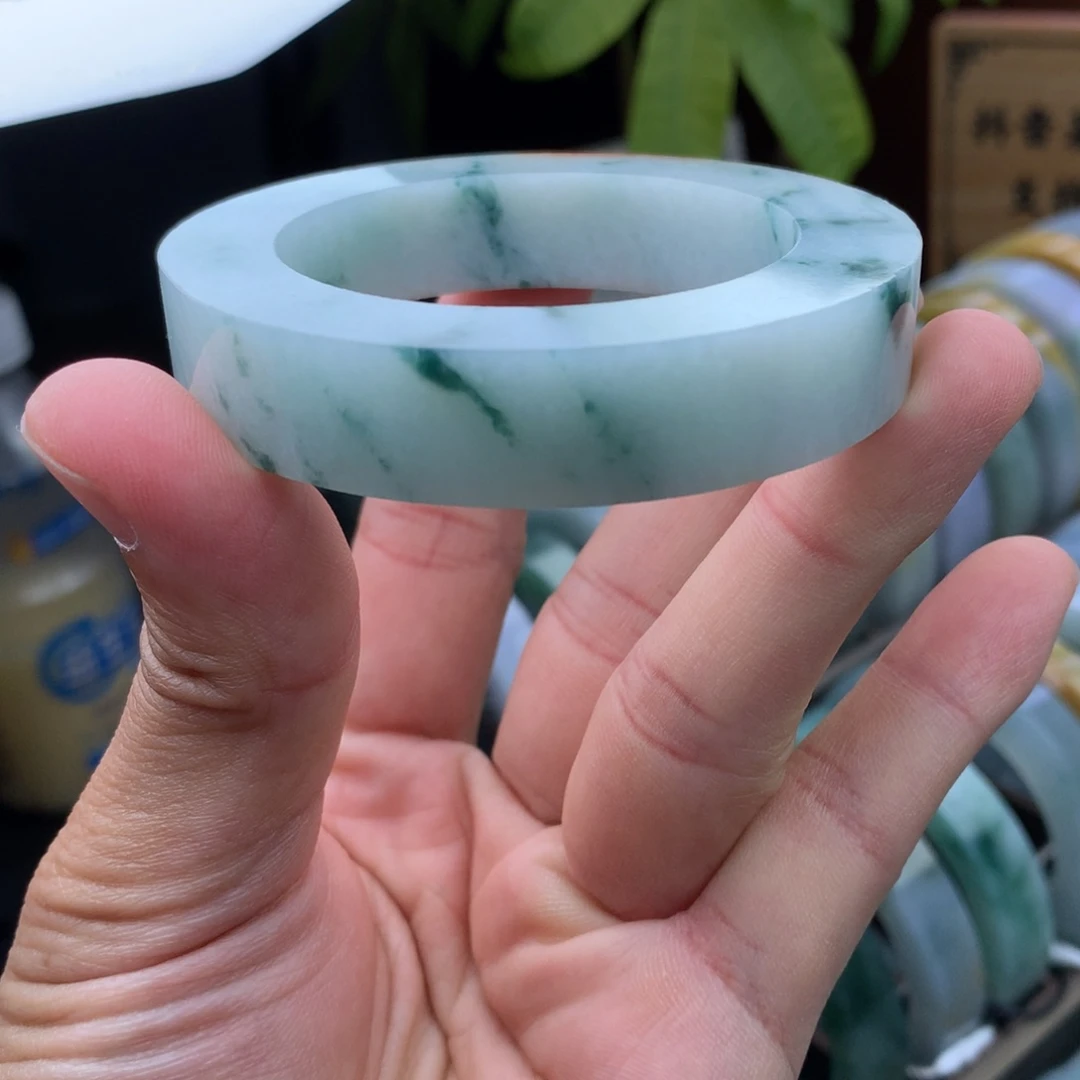 未镶嵌手镯定制翡翠定制手镯