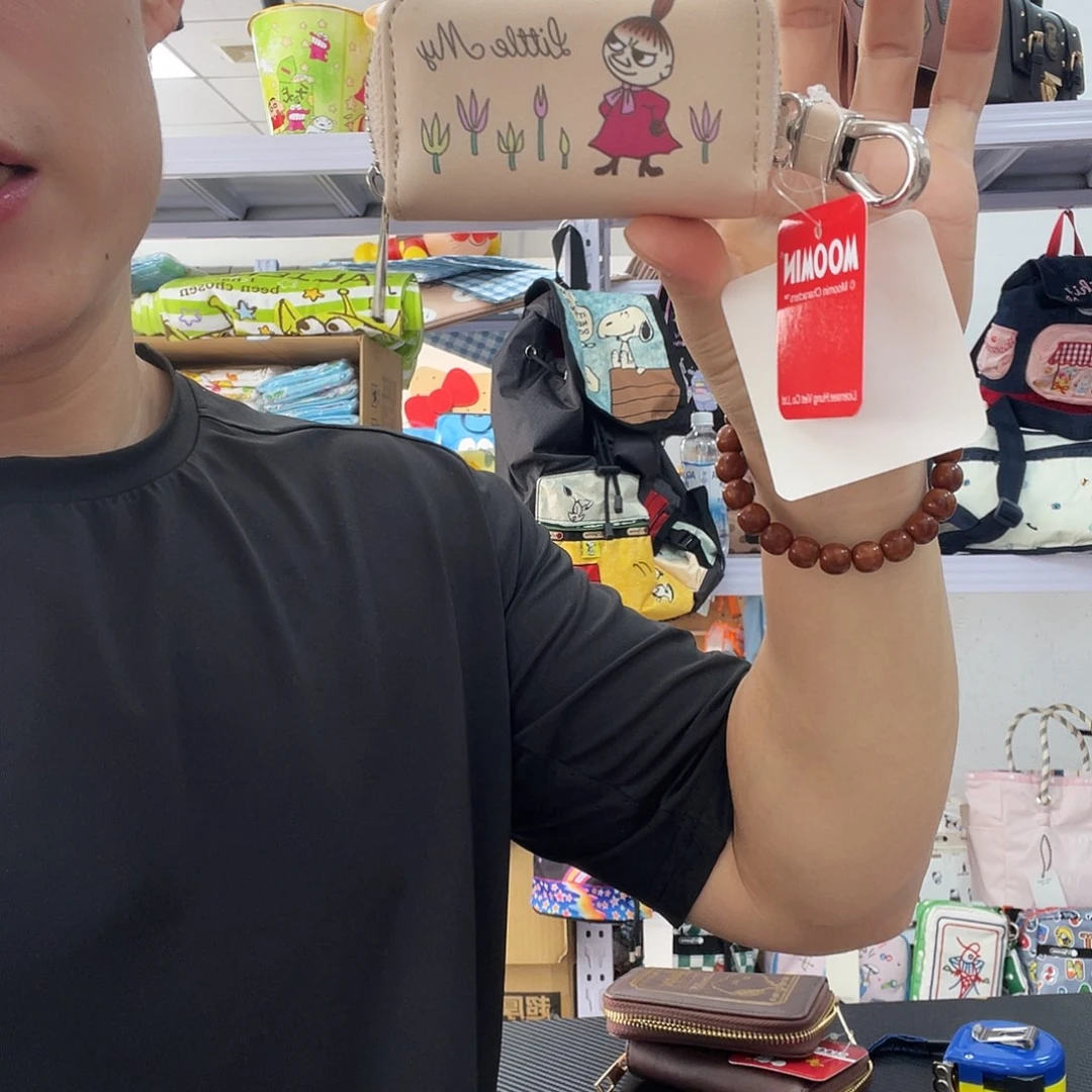 PU化妆包等产品和产品
