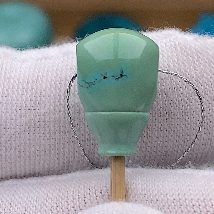 绿松石未镶嵌珠宝奇石10