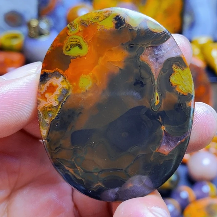 未镶嵌颈饰玛瑙/玉髓