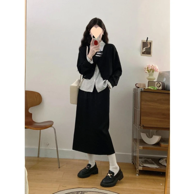 2025秋季胖设计感休闲假两件卫衣+半身裙两件套套装舒服胖瘦都可