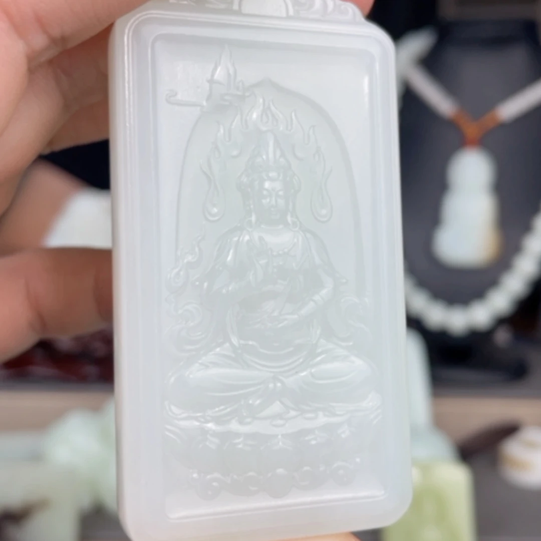 【闪购商品】颈饰未镶嵌和田玉