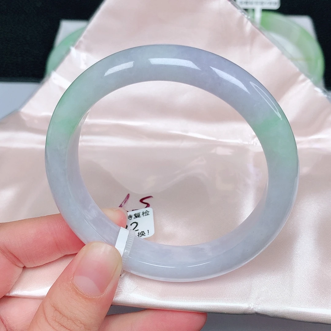 翡翠未镶嵌手镯正圈57