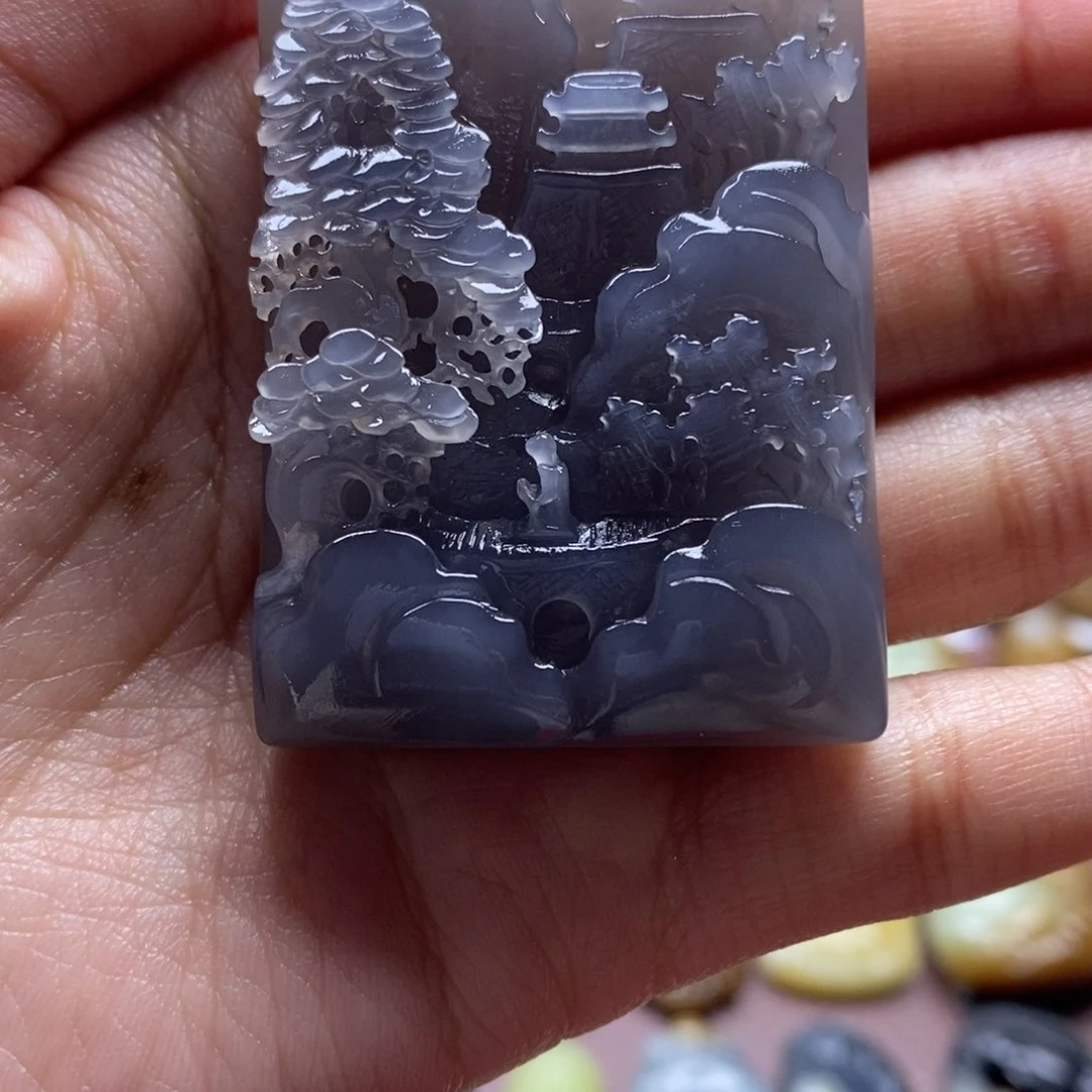 吊坠(不含链)未镶嵌和田玉（糖玉）