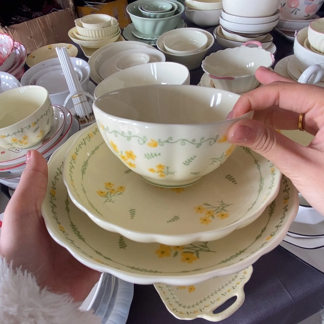 瓷6个米饭碗 5个7英寸盘子 5个8英寸盘子