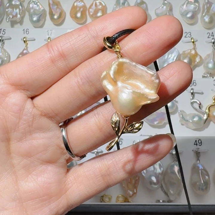 颈饰淡水珍珠未镶嵌