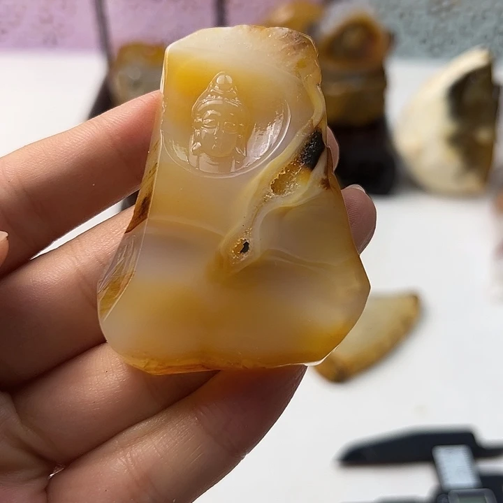 玛瑙/玉髓颈饰未镶嵌