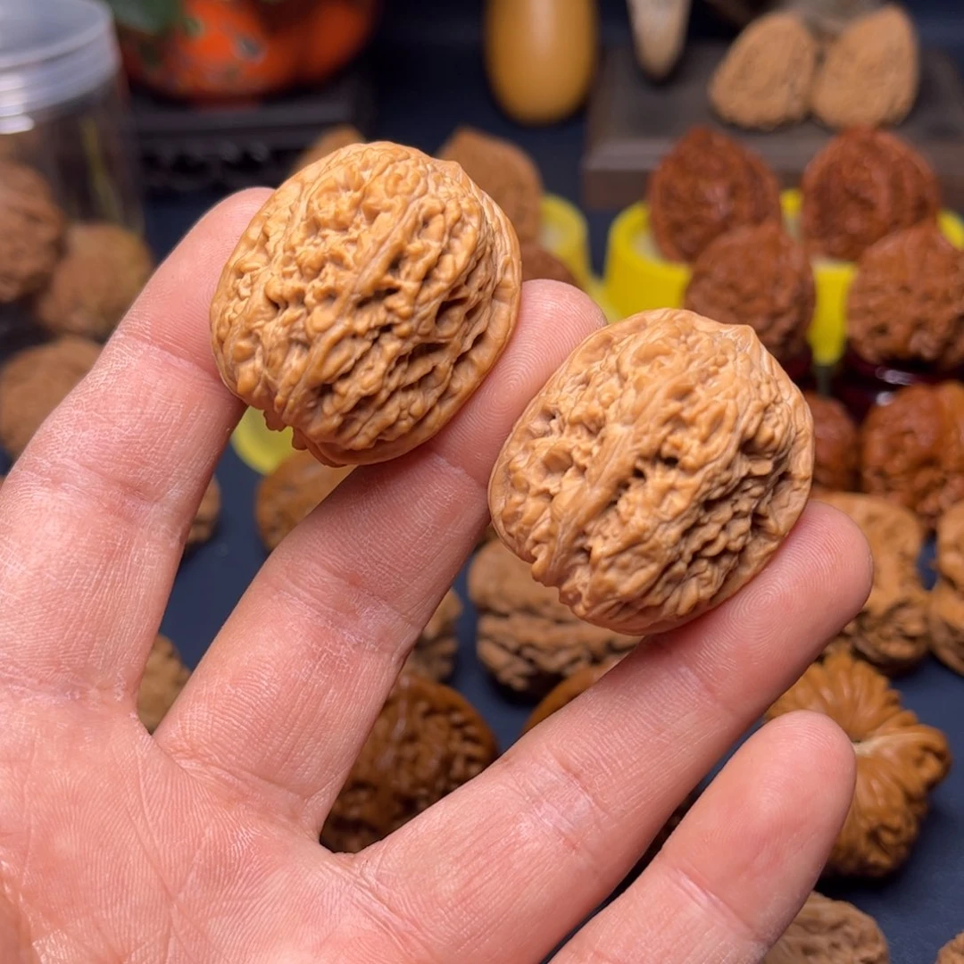 文玩核桃吊坠西北