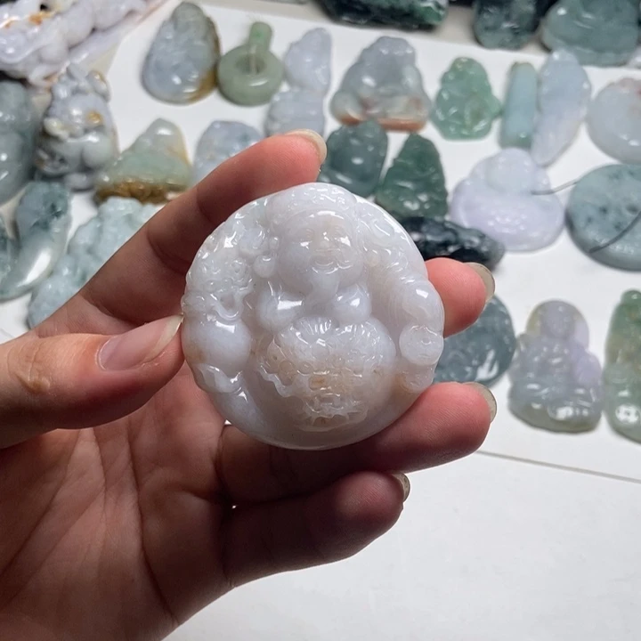 颈饰未镶嵌翡翠财爷