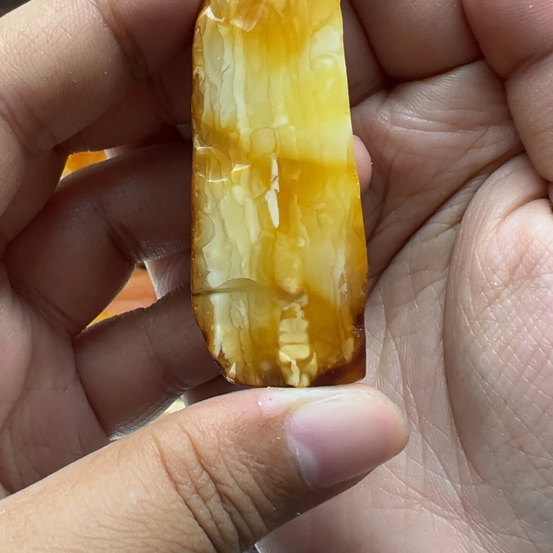 定制琥珀Z***.蜜蜡定制