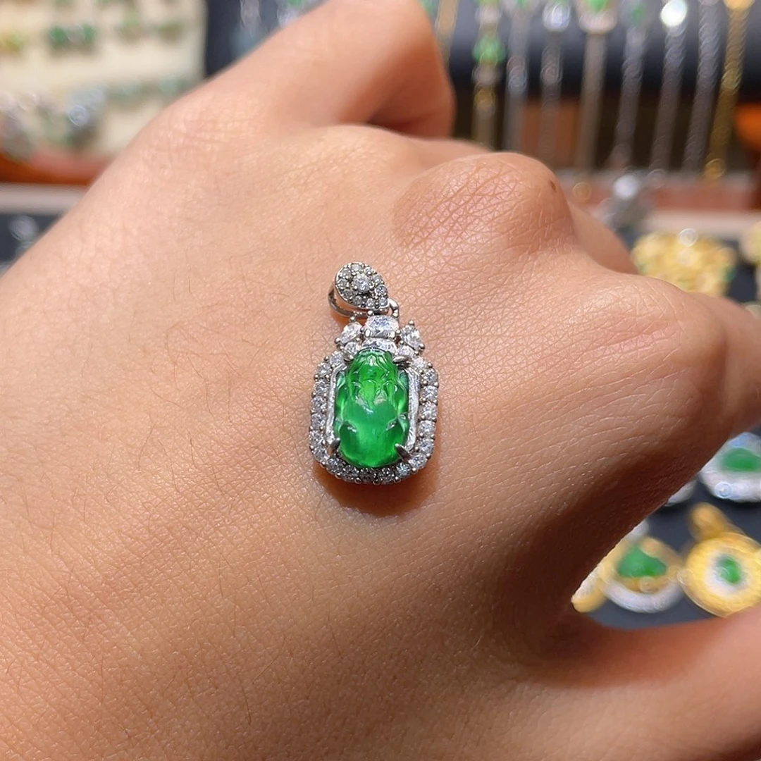 翡翠银S925镶嵌颈饰