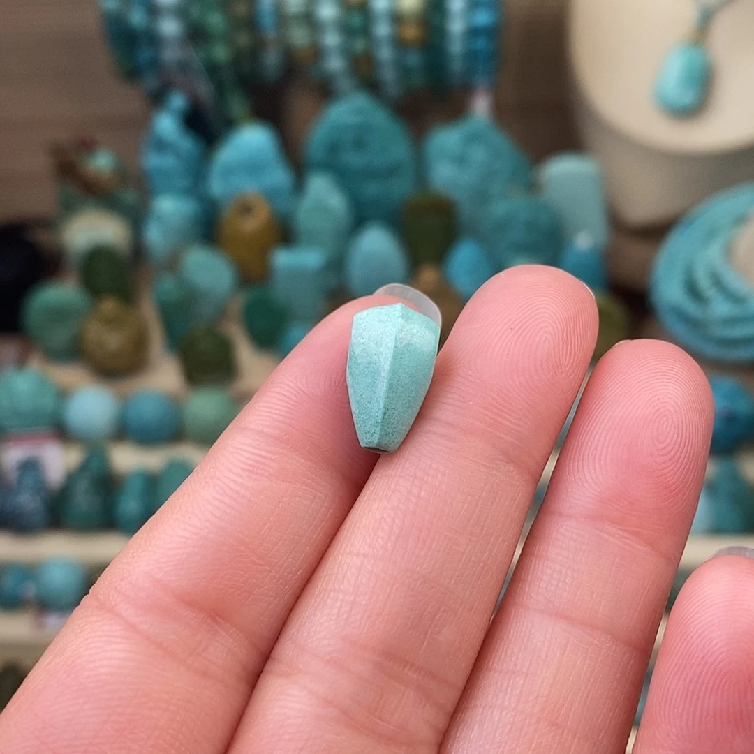 未镶嵌绿松石珠宝奇石8