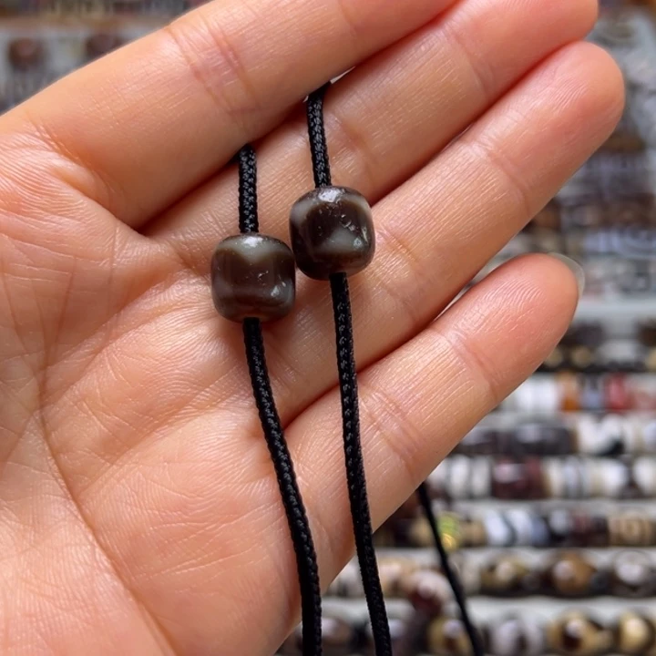 兮***兮玛瑙/玉髓未镶嵌颈饰