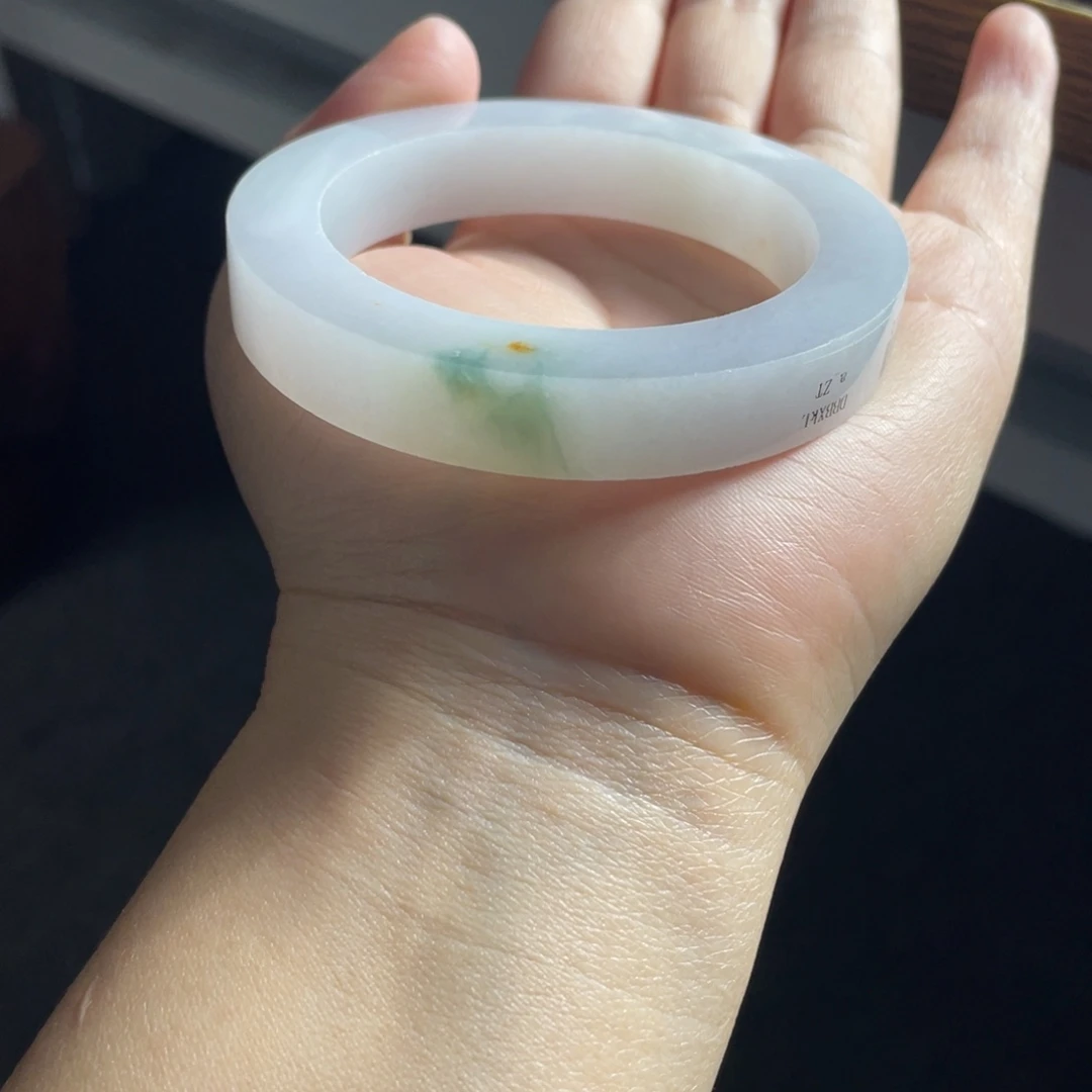 祥***姐定制翡翠未镶嵌翡翠