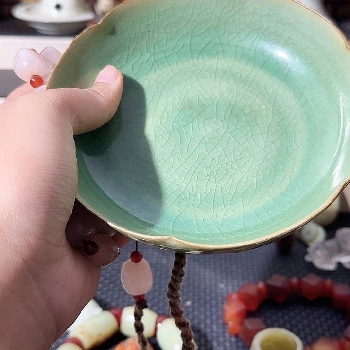 瓷片，llowutlooyujilo