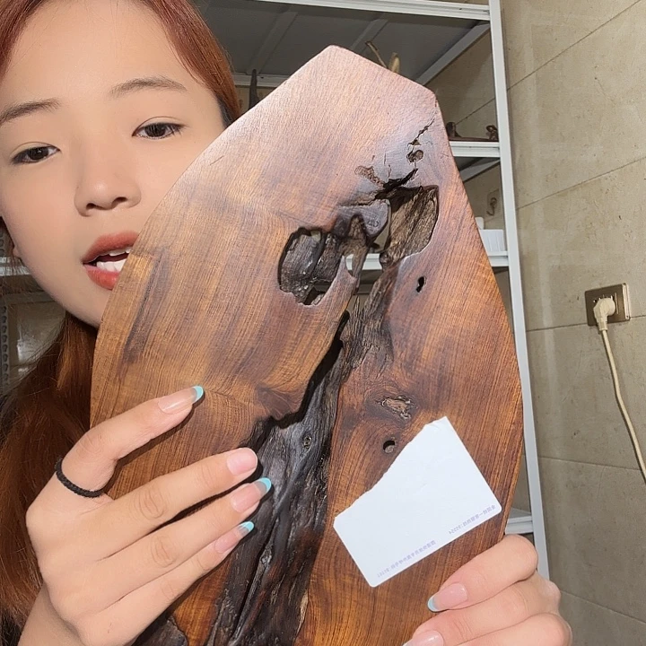 大叶紫檀（黑酸枝木类）