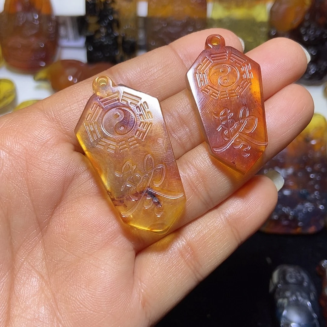 琥珀未镶嵌颈饰缅甸天然琥珀吊坠