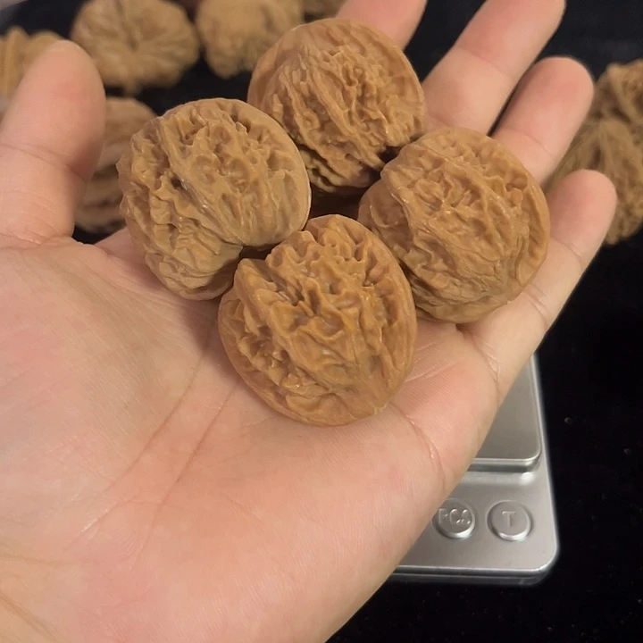 赵***可文玩核桃把件36天地狮子头，两对一起，朋友福利，微微瑕