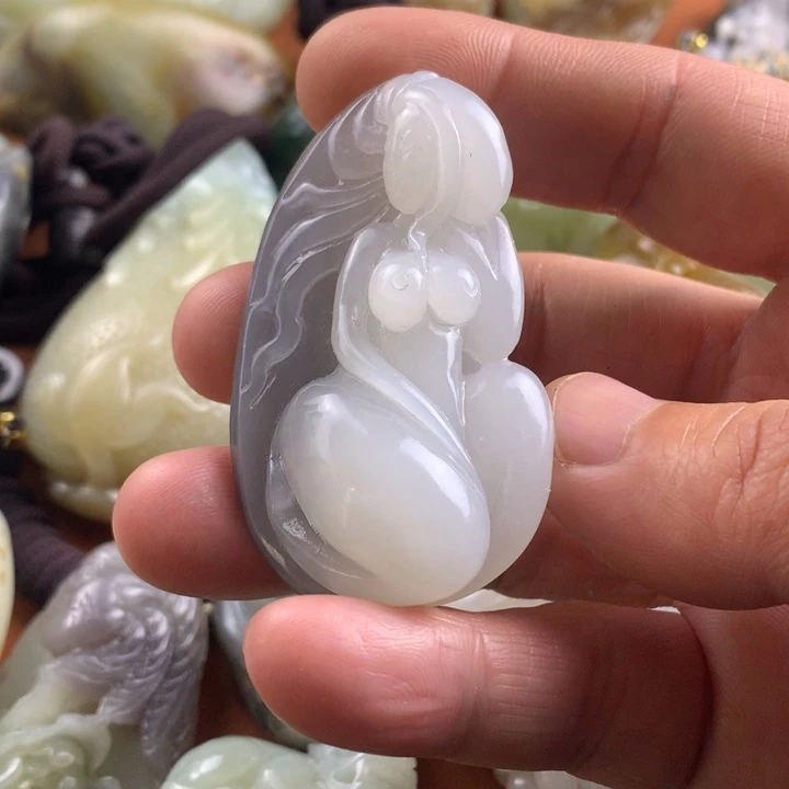 未镶嵌和田玉挂件