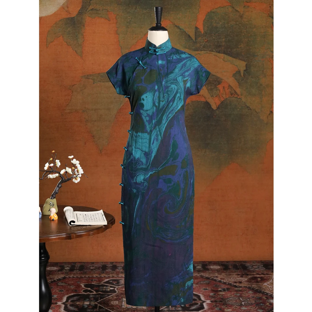 女神姑娘特价墨池鎏金香云纱古法修身手工开襟旗袍QM24719-130