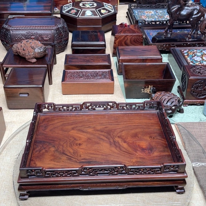 紫檀木类成套家具