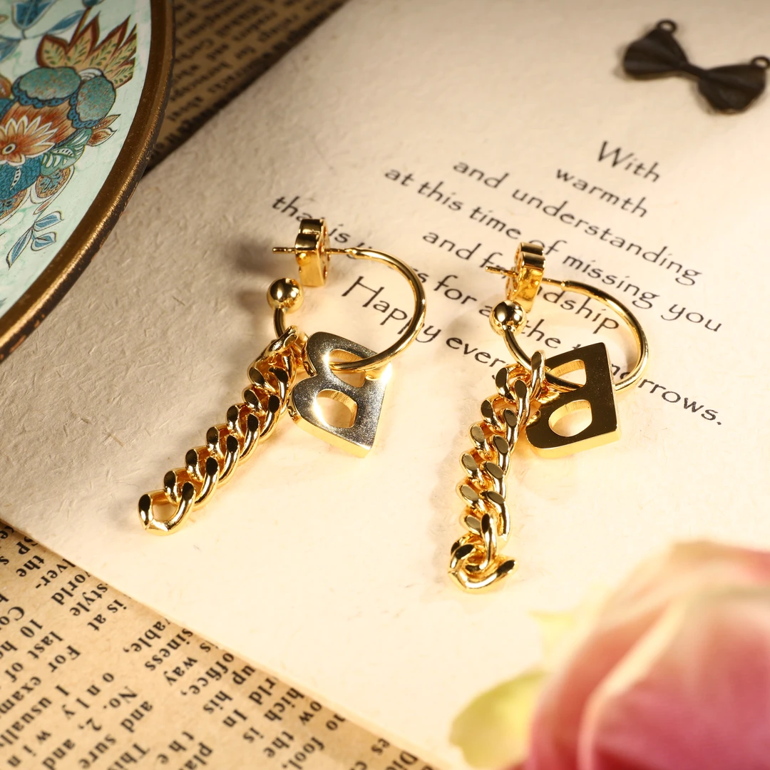 铜合金无非金属耳饰 C-28865 精致个性新款简约时尚耳环