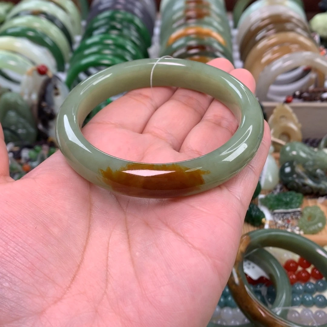 和田玉未镶嵌手镯61_62口径