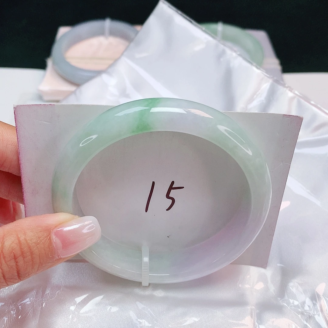 翡翠未镶嵌手镯 正圈58