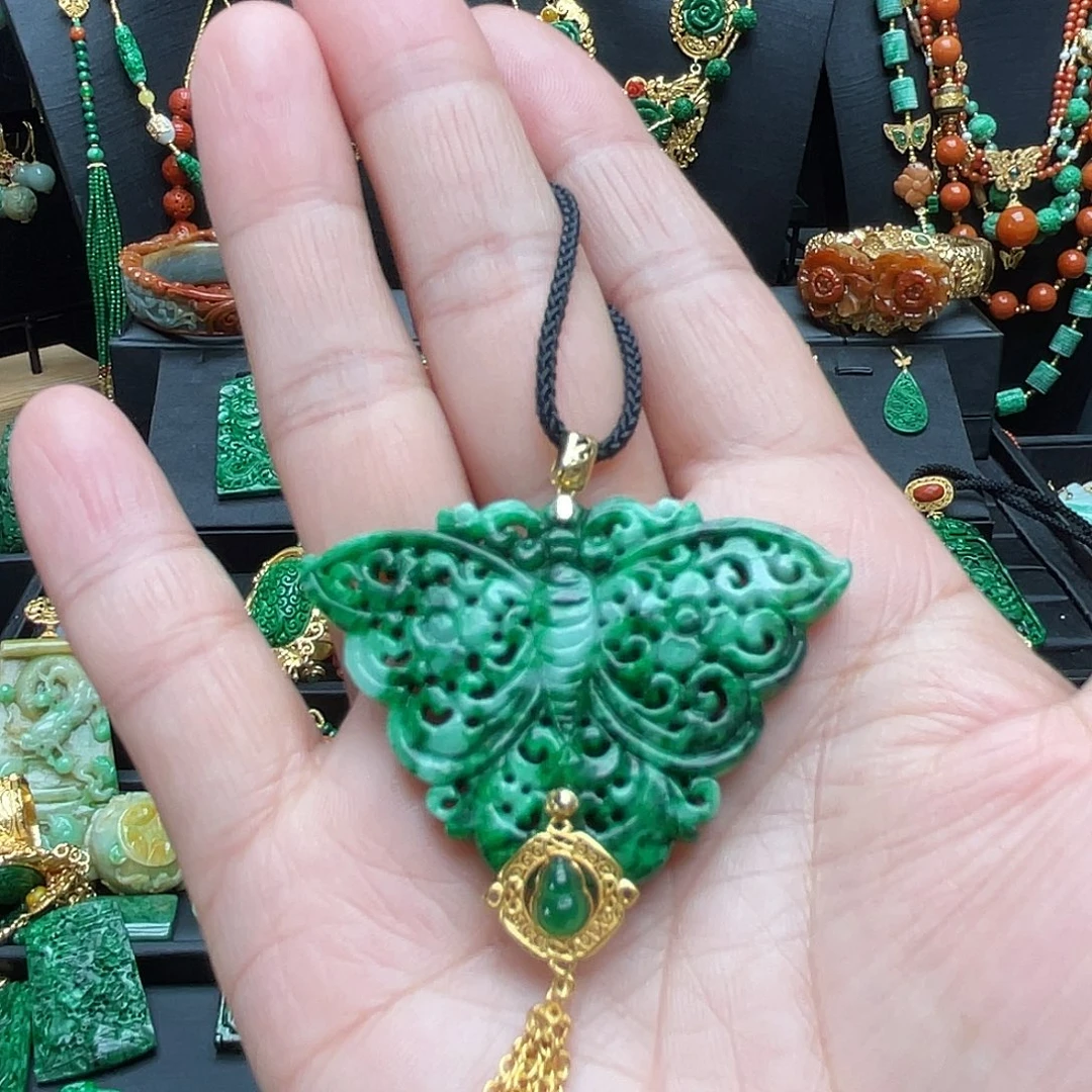 翡翠银S925镶嵌颈饰翡翠