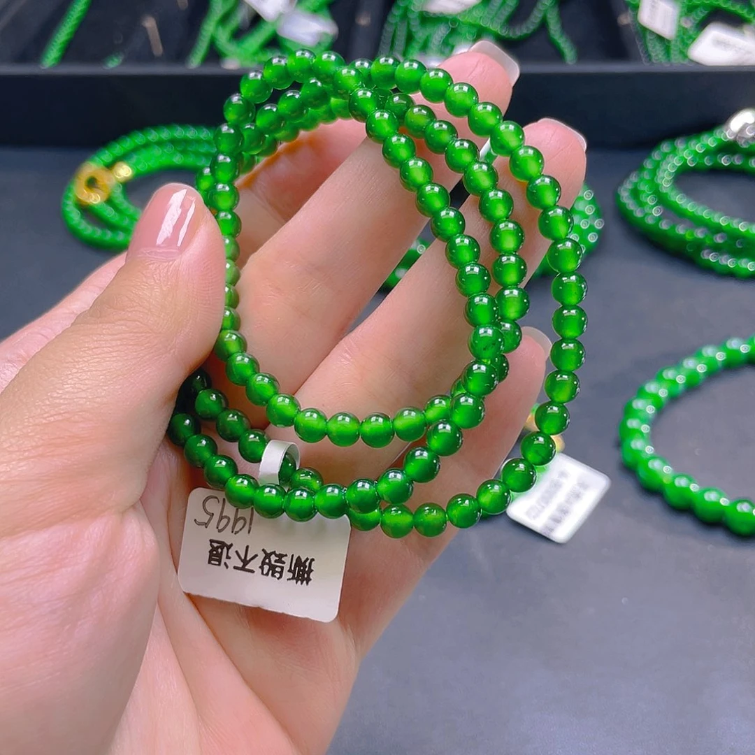 翡翠未镶嵌颈饰