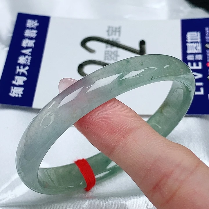 翡翠手镯（贵妃镯）未镶嵌天然缅甸a货翡翠