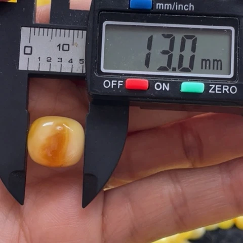 【闪购商品】未镶嵌蜜蜡裸石92号
