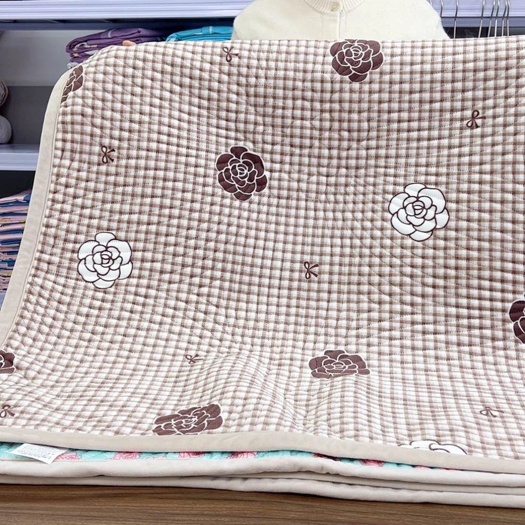 棉棉棉咖色山茶花床盖