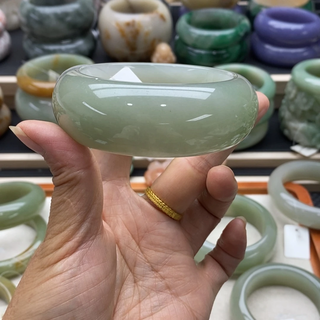 未镶嵌手镯石英岩玉雨**浪