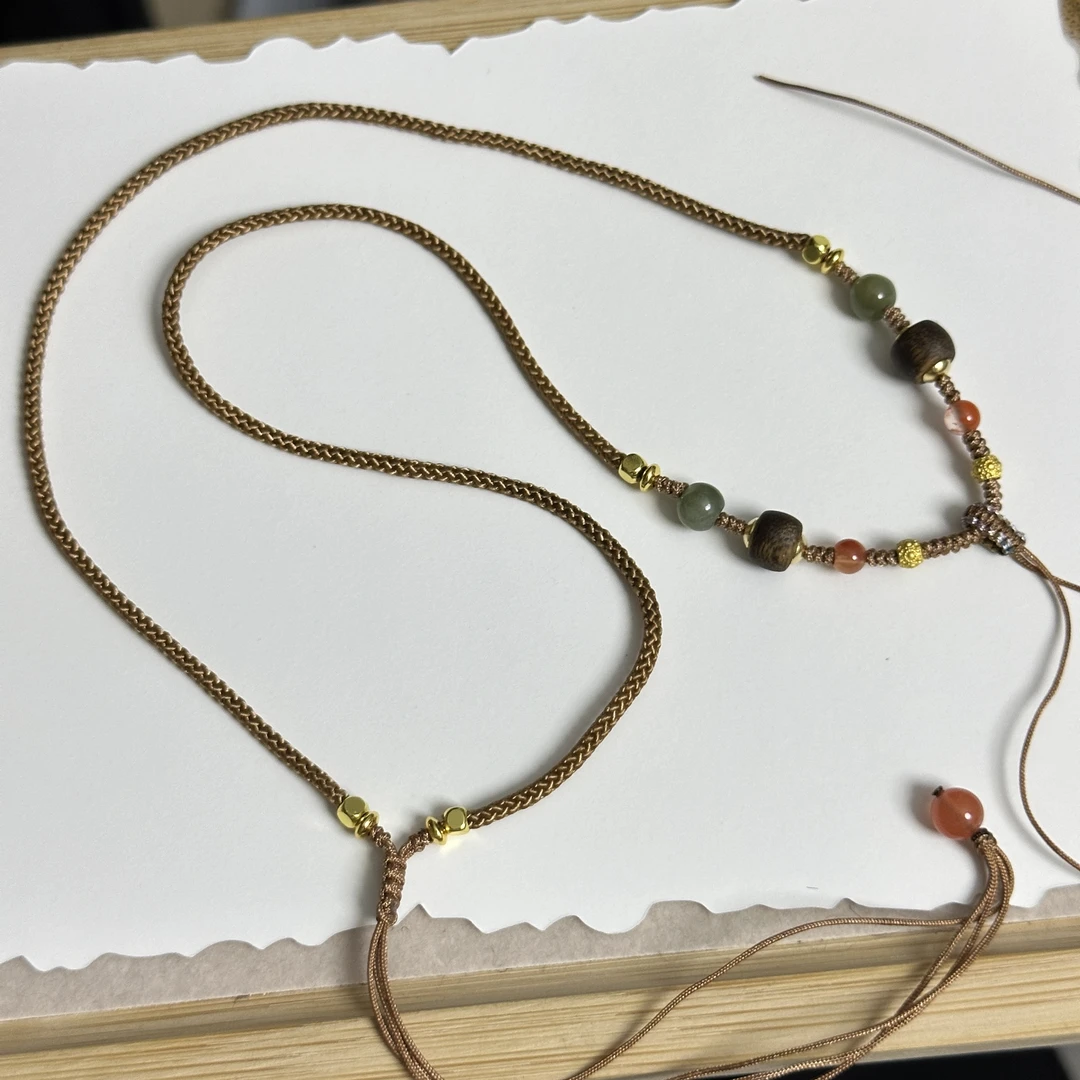 【M65】和田玉百搭手工绳一个