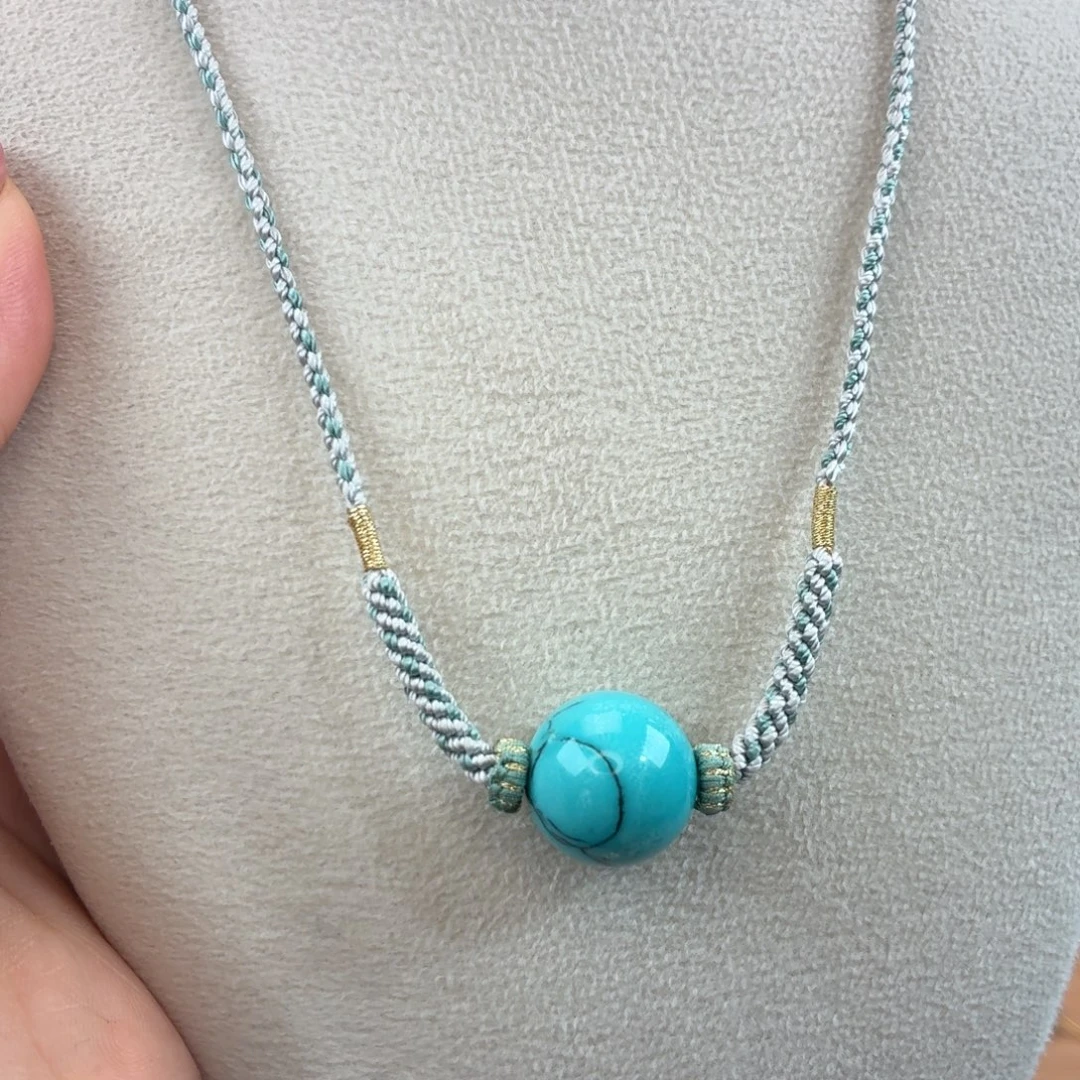 绿松石未镶嵌颈饰