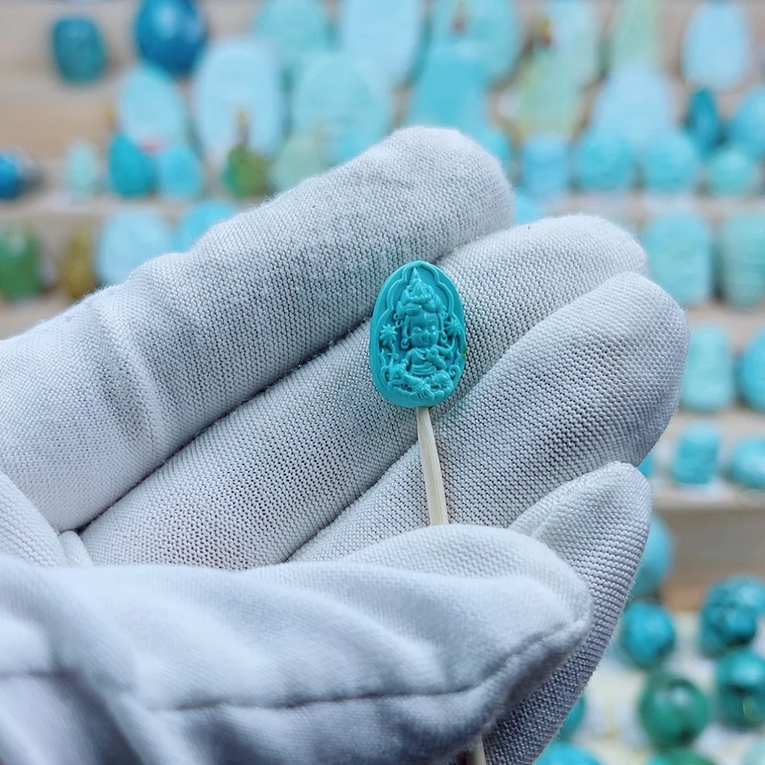 绿松石未镶嵌珠宝奇石