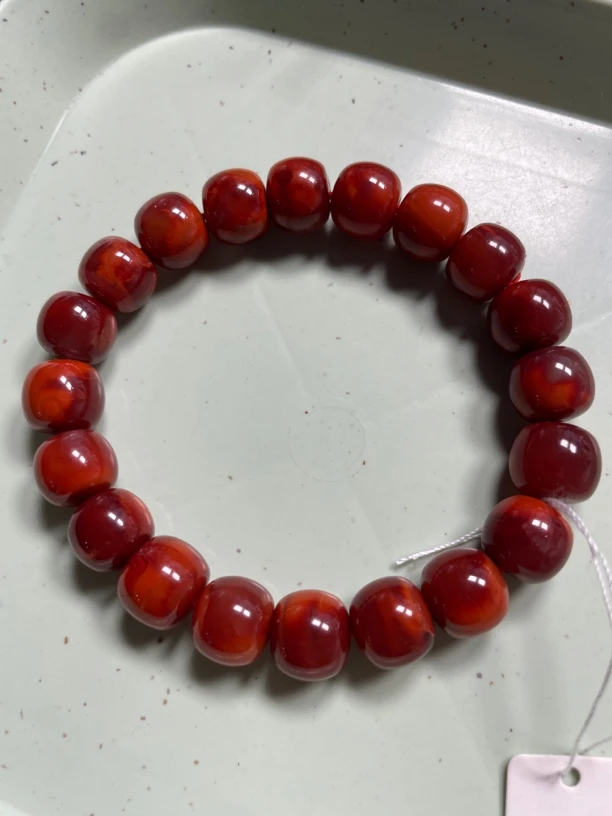 7号南红10.5mm老型珠手串牛血红