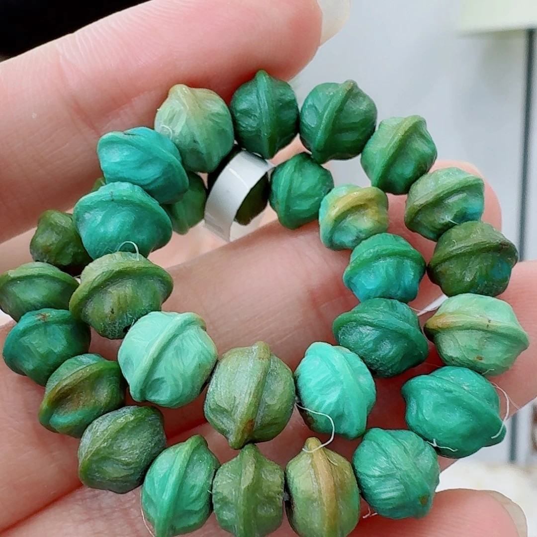 未镶嵌绿松石珠宝奇石